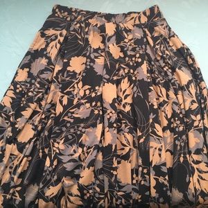 LuLaRoe Madison Skirt  - XS